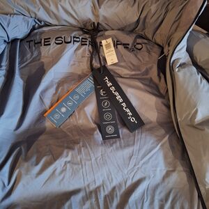 Aritzia The Super Puff 2.0 Jacket